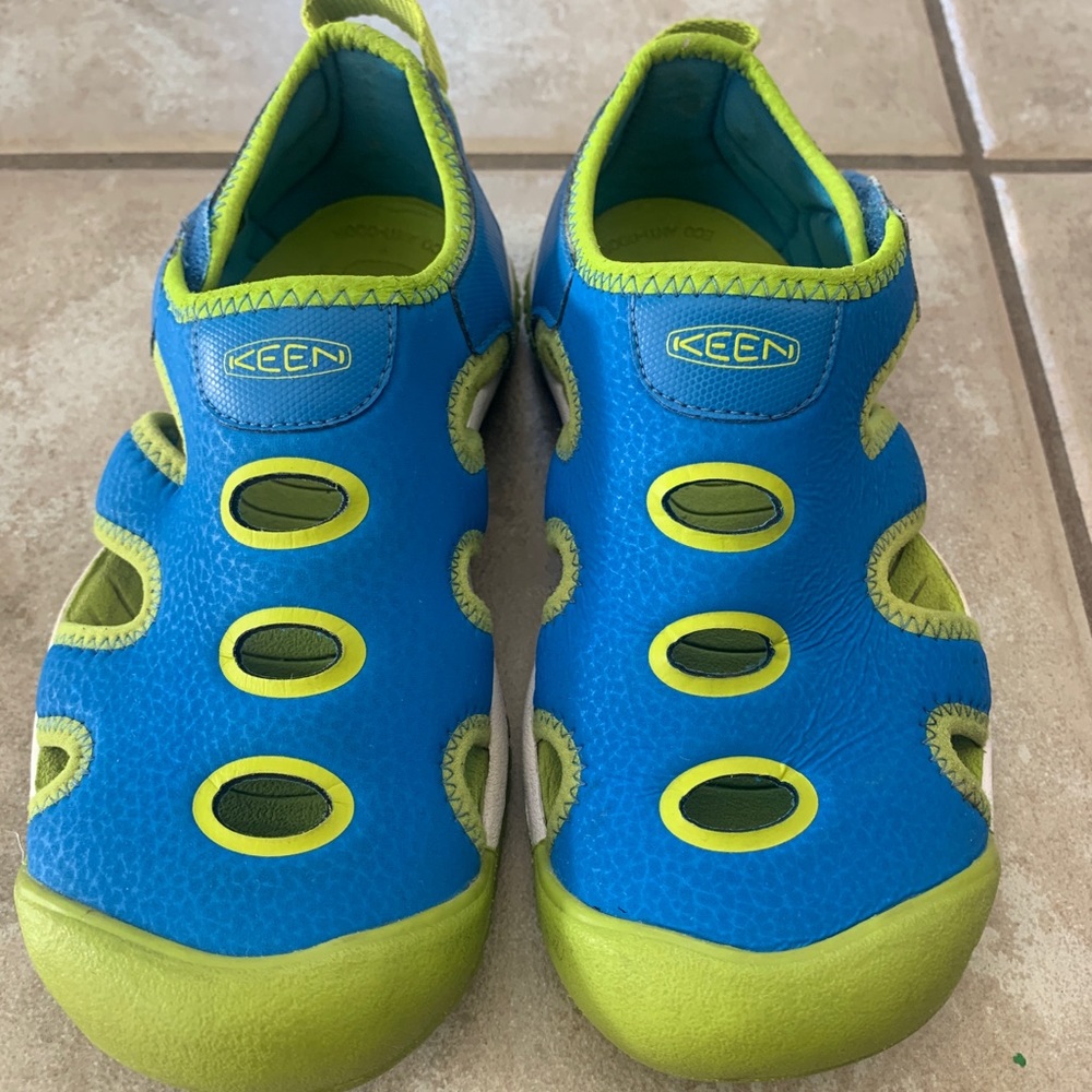 Keen kids stingray water sandal